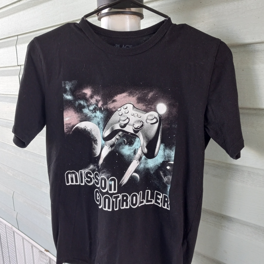 Boy's large gamer shirt